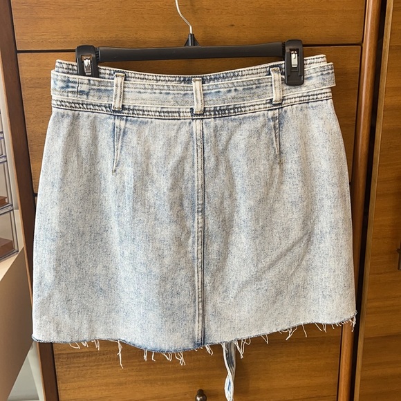 Pacsun acid wash skirt, size 27, never worn! - Picture 3 of 5